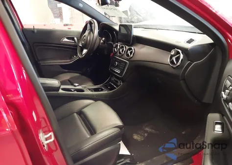 2018 Mercedes-Benz Gla 250 из США, поврежденный, VIN WDCTG4EB0JJ367237